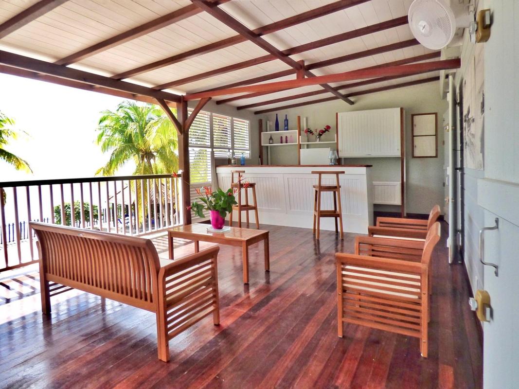 Villa sur la plage Martinique - Esapce salon terrasse etage